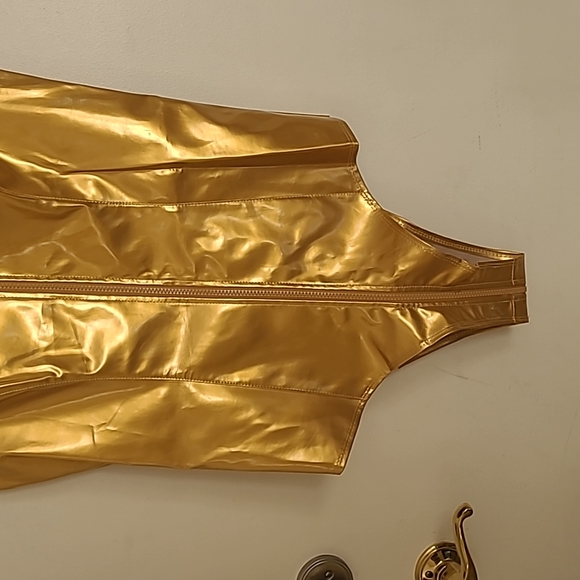 GOLD BLOUSE. NEW WITHOUT TAG - Picture 3 of 6